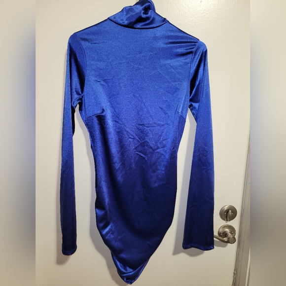 🟥XL Blue Long Sleeve Mini - Picture 2 of 6